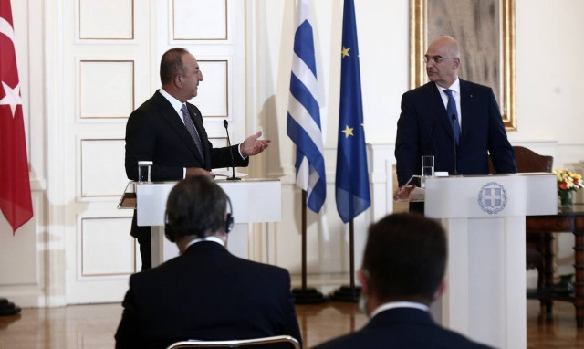 «Πυρά» Τσαβούσογλου σε Δένδια για την Ουκρανία - Το αυστηρό μήνυμα Δένδια