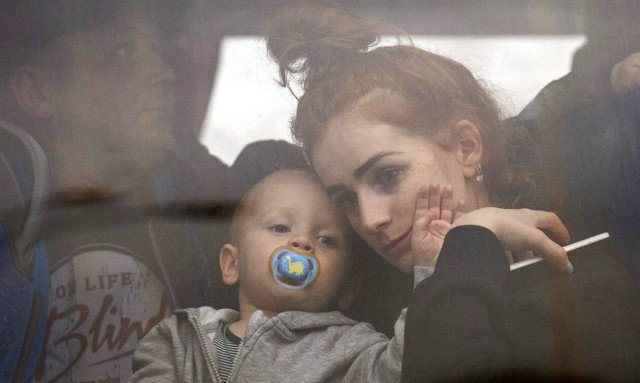 Πόλεμος στην Ουκρανία: Το ανθρώπινο δράμα πίσω απο τον φωτογραφικό φακό - Πόνος, θάνατος, ξεριζωμός