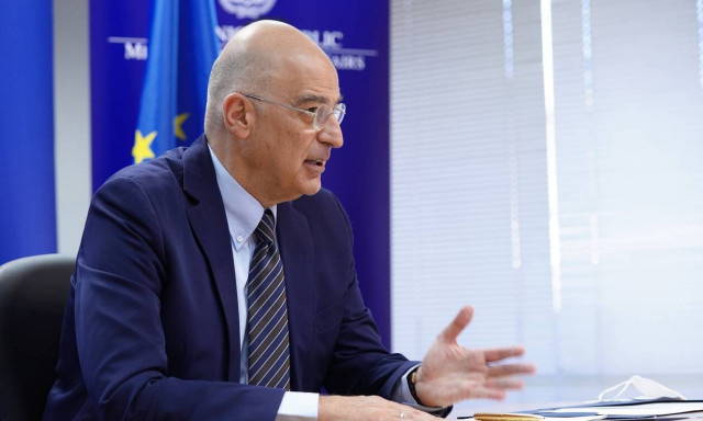 Ρηματική Διακοίνωση από το ΥΠΕΞ: Η Ρωσία να σεβαστεί το διεθνές ανθρωπιστικό δίκαιο