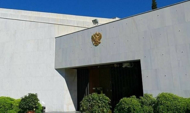 Απειλές στο προσωπικό της καταγγέλλει η ρωσική πρεσβεία στην Αθήνα