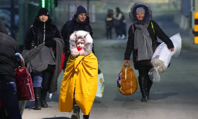 Ουκρανία: Η συγκινητική στιγμή που μητέρα ενώνεται με τα παιδιά της χάρη σε μια άγνωστη γυναίκα