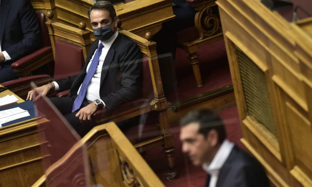 Δημοσκόπηση Pulse: Στις 10 μονάδες η διαφορά της ΝΔ από τον ΣΥΡΙΖΑ