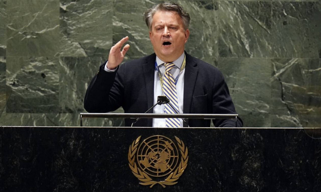 Πόλεμος στην Ουκρανία: «Είστε τρελοί;» - Tο μήνυμα του Oυκρανού πρεσβευτή προς τη Ρωσία