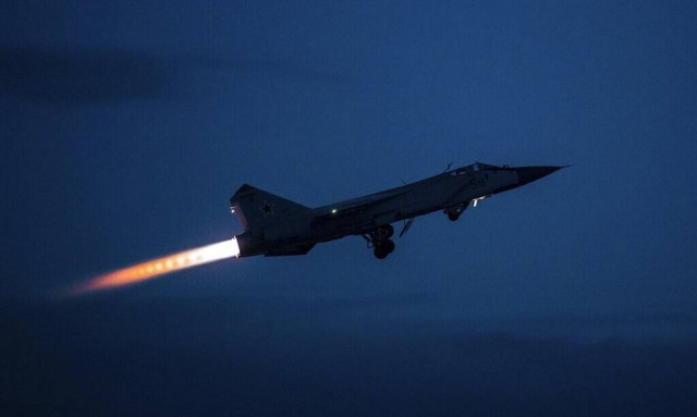 Πόλεμος Ουκρανία: Ρωσικά πολεμικά αεροσκάφη απογειώθηκαν από την Κριμαία προς Κίεβο και Χάρκοβο