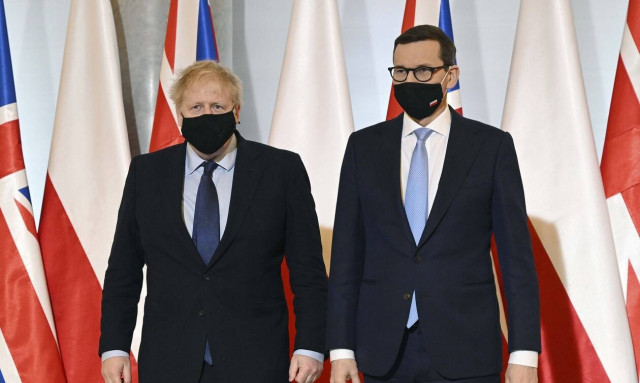 Τζόνσον απο Πολωνία: «Ο Πούτιν είναι έτοιμος να χρησιμοποιήσει βάρβαρες τακτικές εναντίον αθώων»