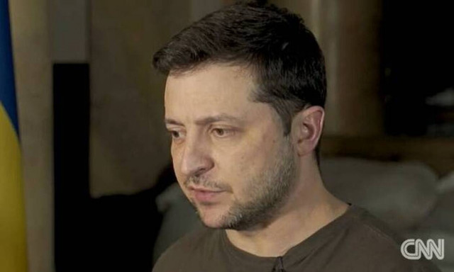 Ζελένσκι στο CNN: «Θα δούμε» αν χάνουμε χρόνο μιλώντας με τη Ρωσία - Επικοινώνησε με τον Μπάιντεν