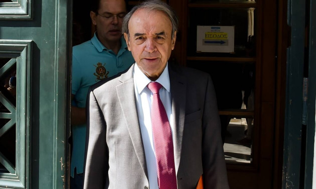 Κηδεία Δημήτρη Τσοβόλα: Σήμερα το τελευταίο «αντίο» στον πρώην υπουργό