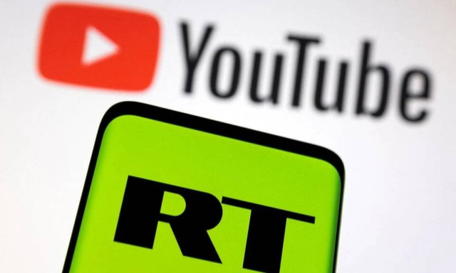 Πόλεμος στην Ουκρανία: Έπεσε «μαύρο» στα κανάλια του RT και του Sputnik στο Youtube