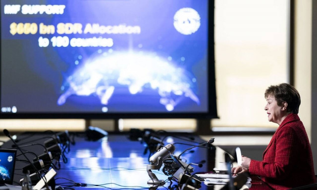 Το ΔΝΤ εγκρίνει άμεσα βοήθεια 350 εκατ. δολαρίων για την Ουκρανία