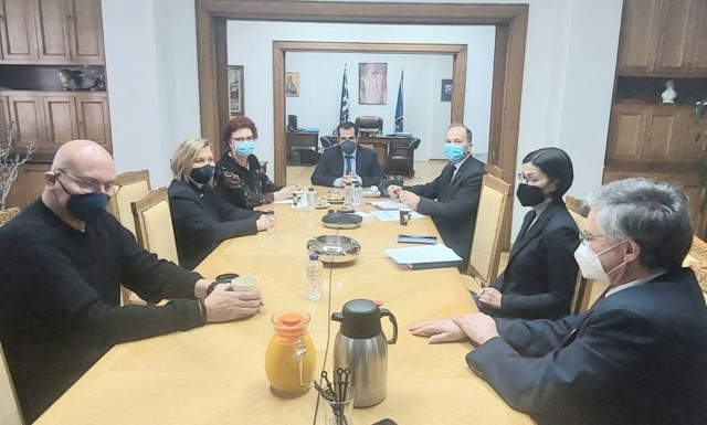 Η επικεφαλής του ECDC στην Ελλάδα - Συνάντηση για την πανδημία στο υπουργείο Υγείας