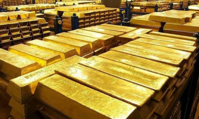 Στα 2.000 δολάρια οδηγεί τον χρυσό ο πόλεμος στην Ουκρανία