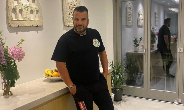 Απαγωγή Κυπαρίσση: Το θρίλερ των 66 ημερών – Η φωτό με την εφημερίδα και το «διάβασμα» των απαγωγέων