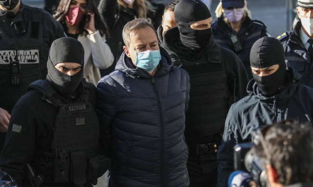 Δίκη Λιγνάδη: Μήνυση Κούγια για ψευδορκία και ένταση – Τα social media και τα «μπράτσα»