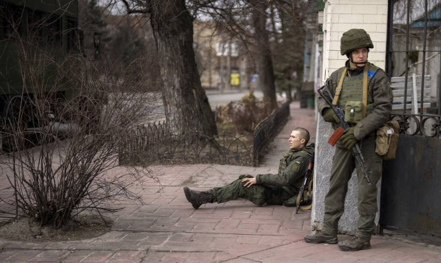 Πόλεμος στην Ουκρανία: Τουλάχιστον 351 άμαχοι οι νεκροί λέει ο ΟΗΕ