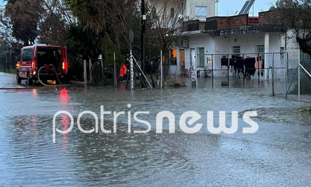 Πύργος: Προβλήματα από την κακοκαιρία - Ποτάμια οι δρόμοι, πλημμύρισε σπίτι (pics)
