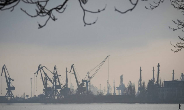 Πόλεμος στην Ουκρανία: Υπό «αποκλεισμό» ρωσικών στρατευμάτων το λιμάνι της Μαριούπολης