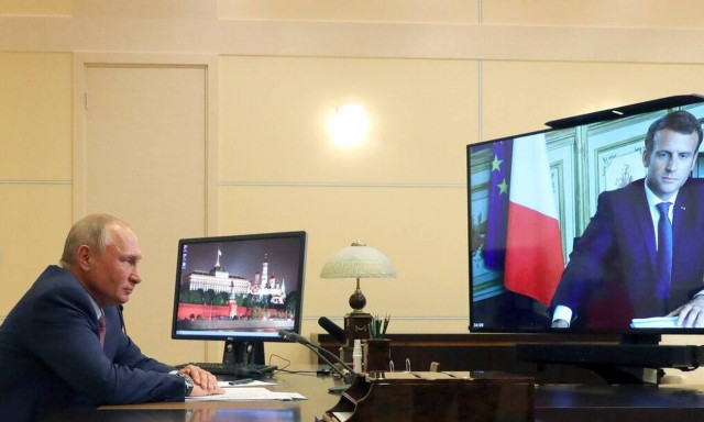 Πόλεμος Ουκρανία: Ο Πούτιν διαβεβαίωσε τον Μακρόν ότι δεν θα επιτεθεί στους πυρηνικούς σταθμούς