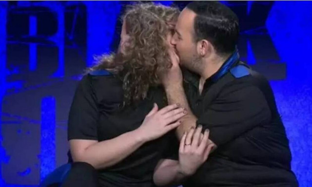 Total Blackout: Ο Μαυρίκιος Μαυρικίου πήρε με καυτό φιλί τον φόβο από την Ιλάειρα