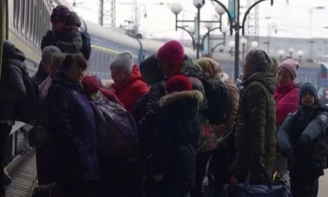 Ένας 65χρονος οδήγησε 2.090 χλμ. για να απεγκλωβίσει τη σύζυγό του και τη γάτα της από την Ουκρανία