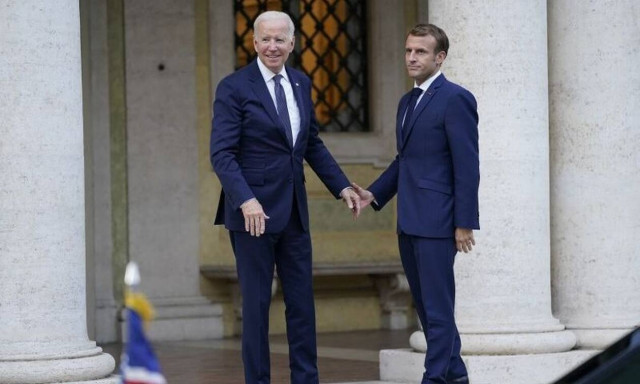 Μπάιντεν Μακρόν