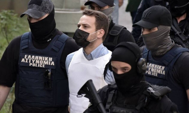 Γλυκά Νερά: Ένας μήνας πριν τη δίκη - Τι λέει στο Newsbomb.gr ο δικηγόρος του Μπάμπη Αναγνωστόπουλου