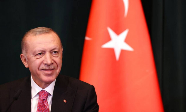 Ταγίπ Ερντογάν: Ο μπάρμπας είναι πονηρός κι αυτά που λέει μη τα τρως...