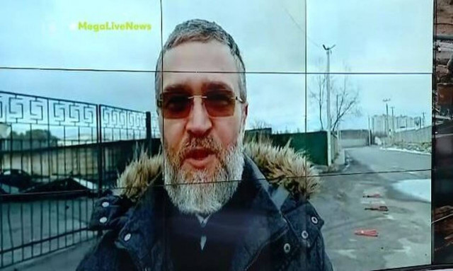 Ουκρανία: Ο ήρωας του πολέμου - Ο πατήρ Βλαδίμηρος προσφέρει συσσίτιο σε αμάχους