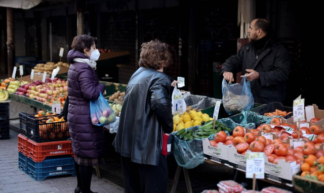Χατζησαλάτας στο Newsbomb: Ο Θεός να βάλει το χέρι του με τις αυξήσεις – Πώς θα ισορροπήσει η αγορά