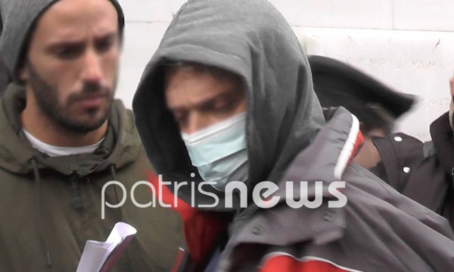 «Γύρισα στην Ανδραβίδα για να ταΐσω τον σκύλο μου» – Τι είπε στην απολογία του ο μακελάρης