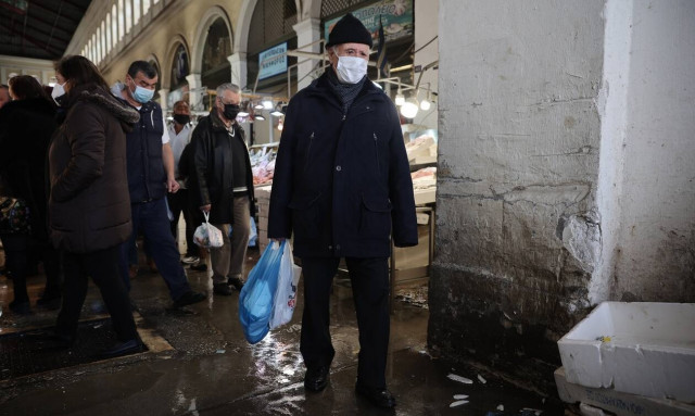 Έκτακτο επίδομα Πάσχα: Με μοντέλο Χριστουγέννων η «επιταγή ακρίβειας»