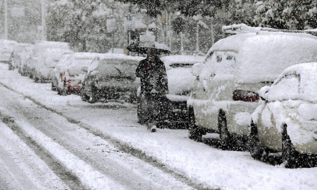 Μαρουσάκης στο Newsbomb.gr: Χιόνια σήμερα στην Αττική – Σε δύο φάσεις η κακοκαιρία «Φίλιππος»