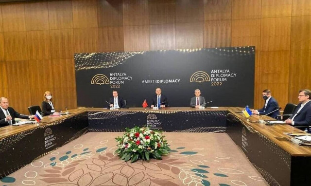 Πόλεμος στην Ουκρανία: Η επόμενη μέρα μετά τις συναντήσεις στην Αττάλεια