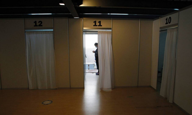 Κορονοϊός στην Κύπρο: Τρεις θάνατοι και 3.473 νέα κρούσματα ανακοινώθηκαν την Πέμπτη (10/3)