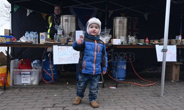 Το Newsbomb.gr στα σύνορα Πολωνίας - Ουκρανίας: Το προσφυγικό δράμα μέσα από συγκλονιστικές εικόνες