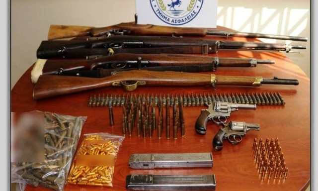 Βόλος: 48χρονος έκρυβε στο σπίτι του «οπλοστάσιο»