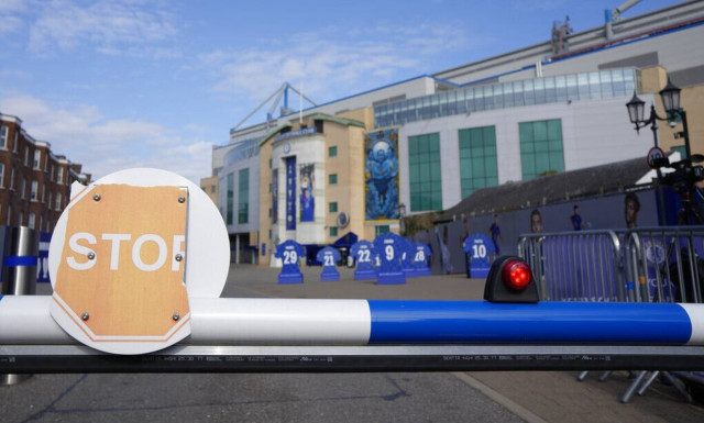 Πόλεμος στην Ουκρανία: «Πάγωσαν» οι τραπεζικοί λογαριασμοί της Τσέλσι