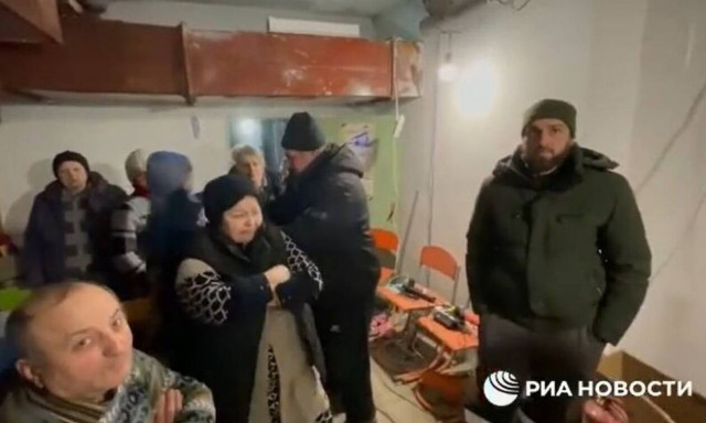 Ρωσική πρεσβεία στην Αθήνα: Δημοσίευσε βίντεο με Έλληνες ομογενείς που κατηγορούν Ουκρανούς