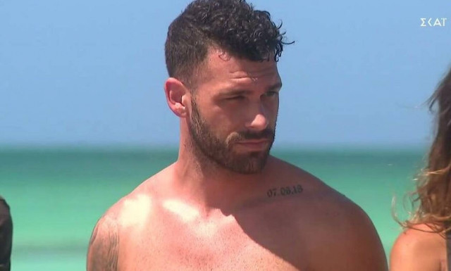 Survivor: Ο Στάθης «διέλυσε» τον Μαρτίκα - «Άμα είχε λίγο τσίπα πάνω του θα αποχωρούσε μόνος» (vid)