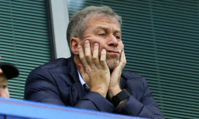 Πόλεμος στην Ουκρανία: Η Premier League απέκλεισε τον Ρόμαν Αμπράμοβιτς