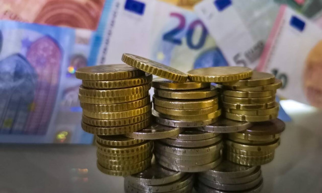 Νέο πακέτο στήριξης: Τι θα προβλέπει για νοικοκυριά και επιχειρήσεις;