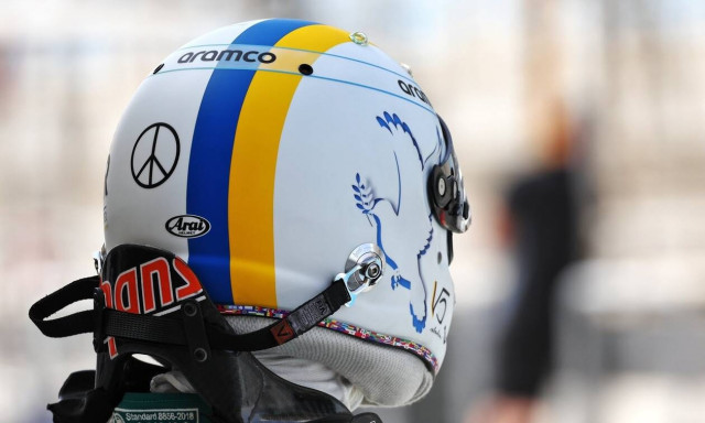 Formula 1: Η απάντηση της εταιρείας που έφτιαξε το κράνος του Φέτελ με τη σημαία του ψευδοκράτους