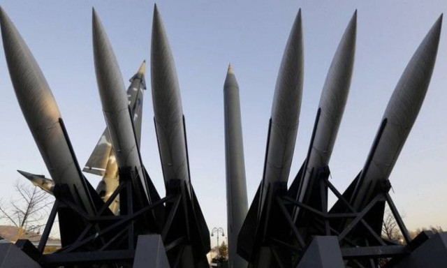 Ρωσία εναντίον ΝΑΤΟ: Τι θα συμβεί σε περίπτωση σύρραξης - Ποιος είναι πιο δυνατός (video)