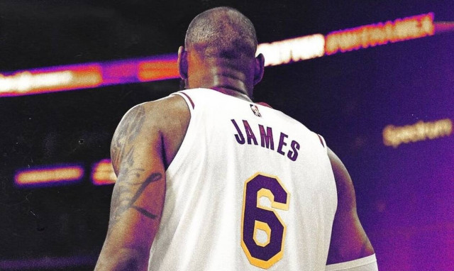 NBA: Μυθικός ΛεΜπρόν Τζέιμς – Το μοναδικό στην ιστορία triple double που κατάφερε