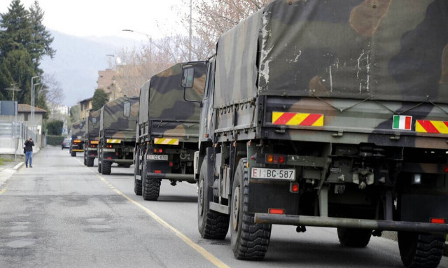 Ιταλία: Ο στρατός ζητά από τους άνδρες και τις γυναίκες του «πλήρη επιχειρησιακή ετοιμότητα»