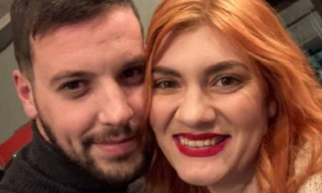 Ρούλα Πισπιρίγκου: Νέο επεισόδιο σε καφετέρια με τη μητέρα των τριών κοριτσιών