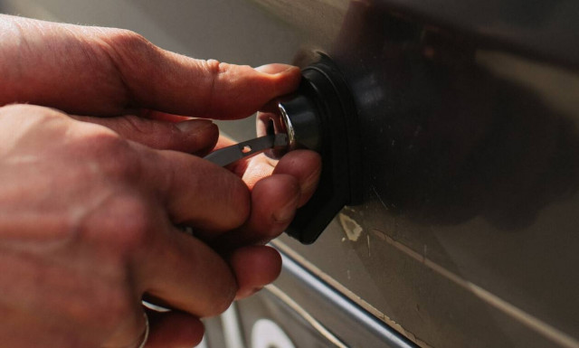 Πόσα αυτοκίνητα κλέβονται καθημερινά στην Ελλάδα; Ποιες μάρκες προτιμούν οι κλέφτες;