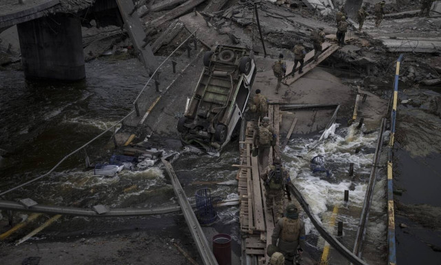 Πόλεμος στην Ουκρανία: Εκρήξεις στο Κίεβο και τη Ζαπορίζια λίγο πριν τον νέο γύρο διαπραγματεύσεων