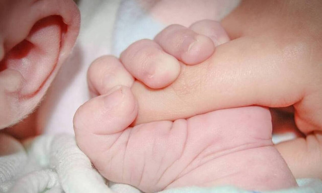 Συναγερμός στην Κύπρο: Ρεκόρ νοσηλειών σε βρέφη και παιδιά με κορoνοϊό