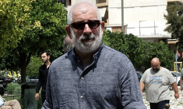 Πέτρος Φιλιππίδης: «Έχει σοβαρό πρόβλημα υγείας – Να τον κατηγορήσουμε, αλλά δεν είναι βιαστής»
