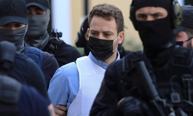 Δίκη Γλυκά Νερά: Τι θα υποστηρίξει ο Μπάμπης Αναγνωστόπουλος στην απολογία του (vid)